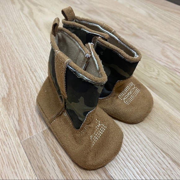 Camouflage Baby Boots Sz 3 Green Tan - Picture 1 of 6
